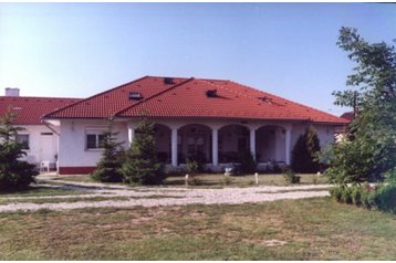 Vengrija Privát Fertőd, Eksterjeras